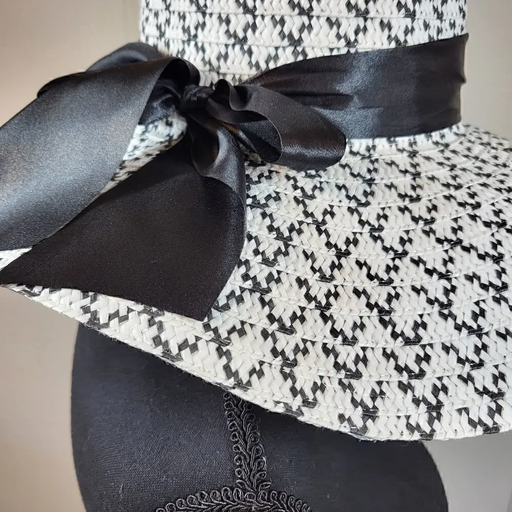 Black & White Hat